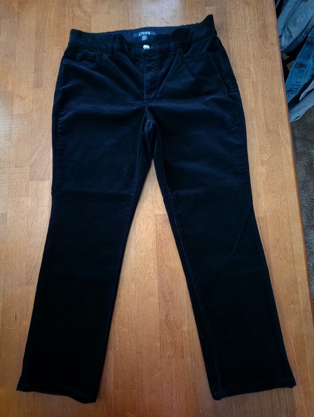 Chaps Black Boot-Cut Women's Corduroy Jeans. Size 10P